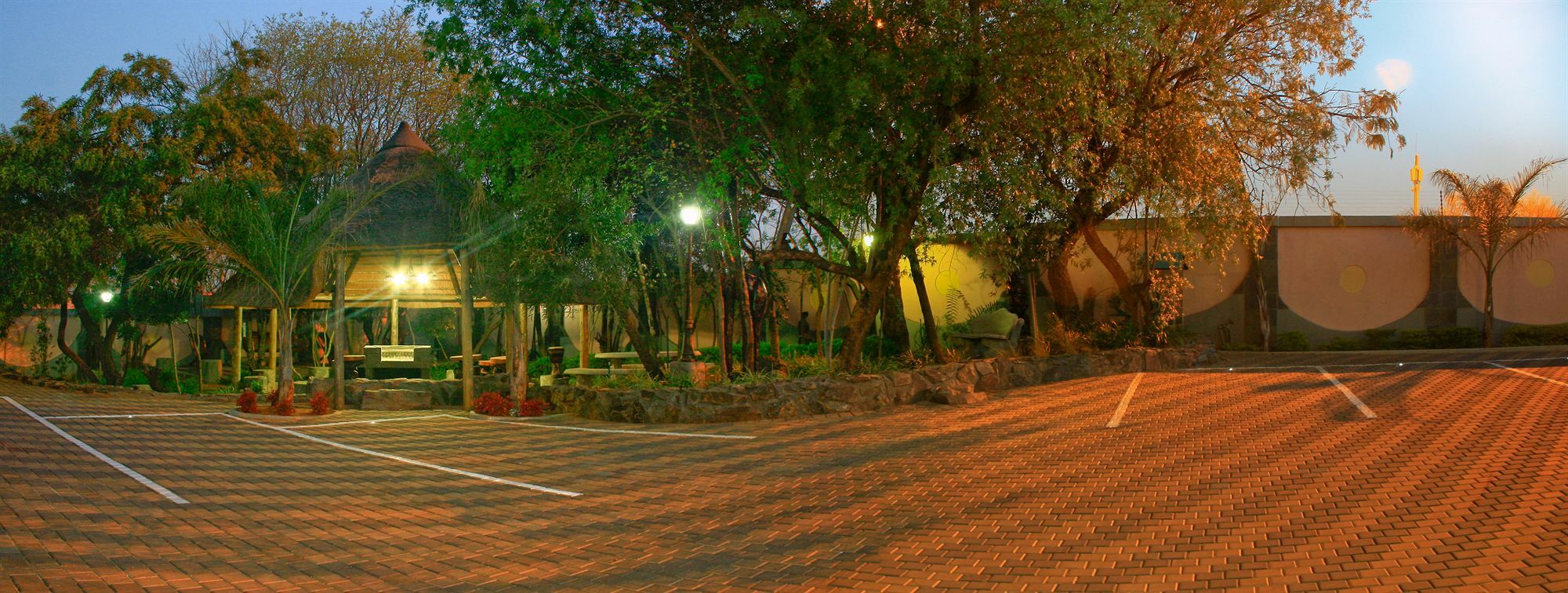 Eco Park Lodge Центурион Екстериор снимка